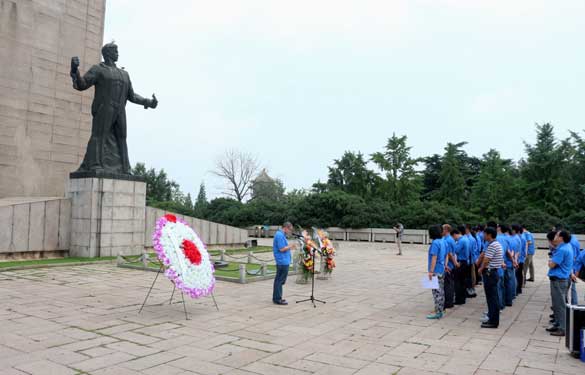 江苏BBIN宝盈集团电缆集团党委组织党员同志开展南京红色之旅